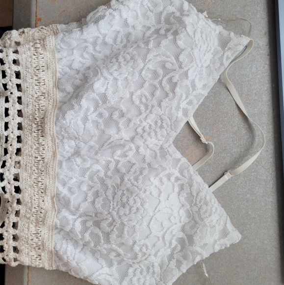 Windsor White and Navy Blue Dress - Picture 3 of 4